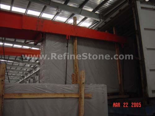 Loading slabs at the factory